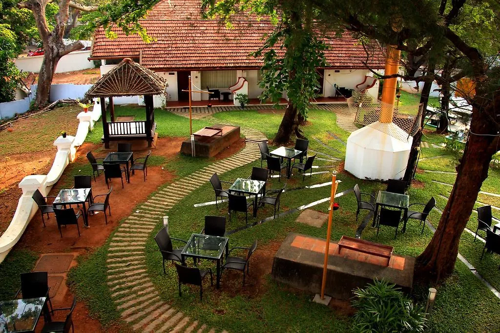Old Lighthouse Bristow Hotel , Fort Kochi